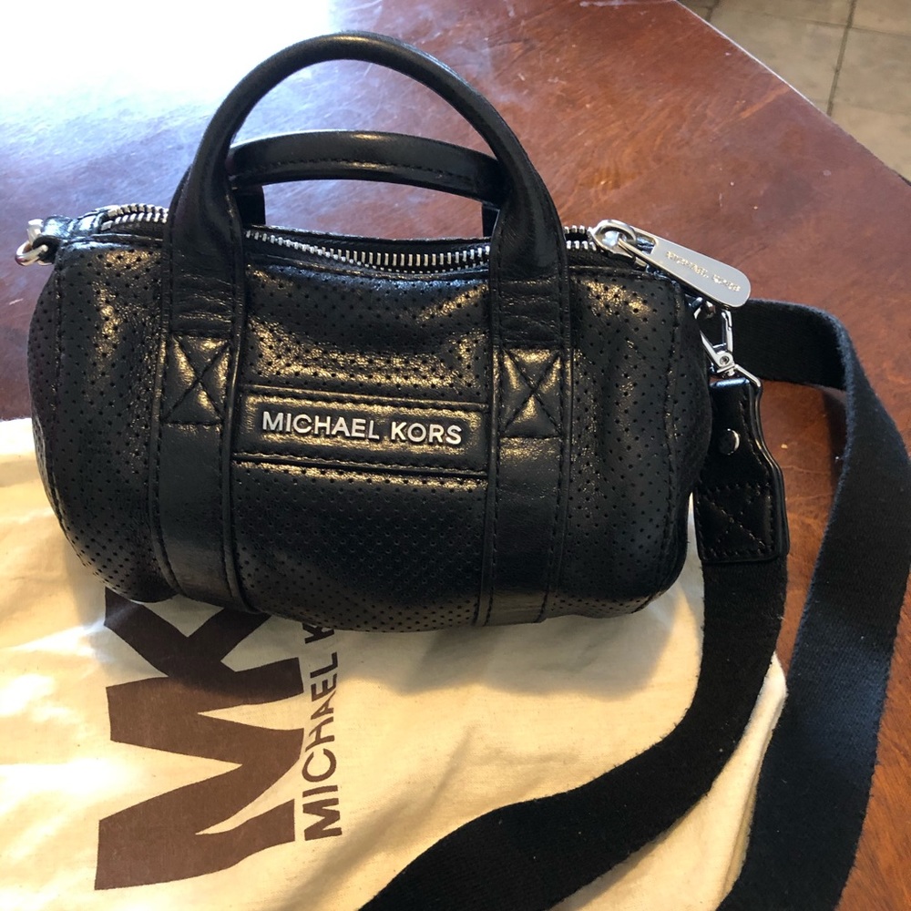Micheal Kors Duffle Crossbody *Extra* small bag